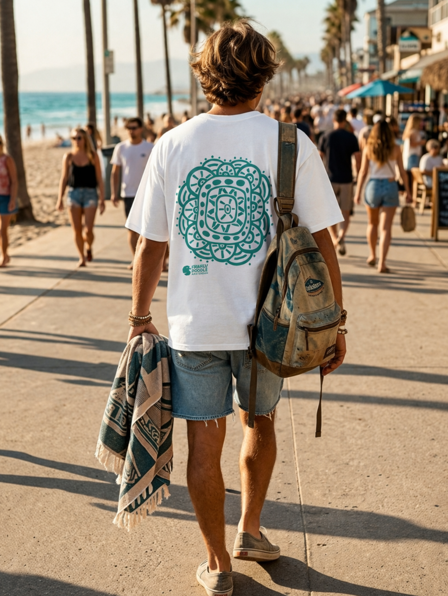 Tee Goggle beach doodle